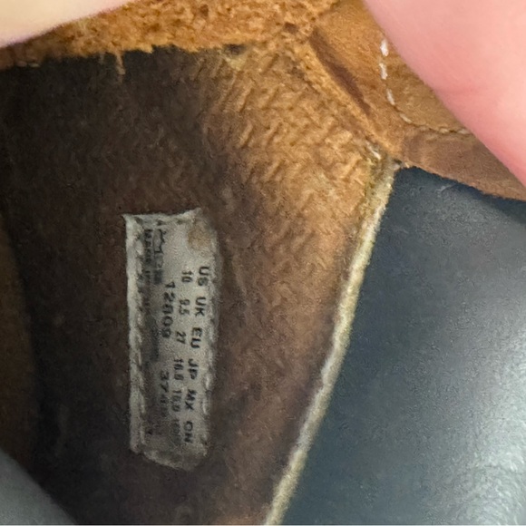 Timberlands • 6” toddler boots - Picture 8 of 8